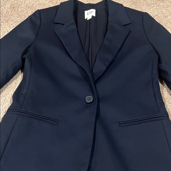 GAP Classic Black Blazer - Picture 2 of 3